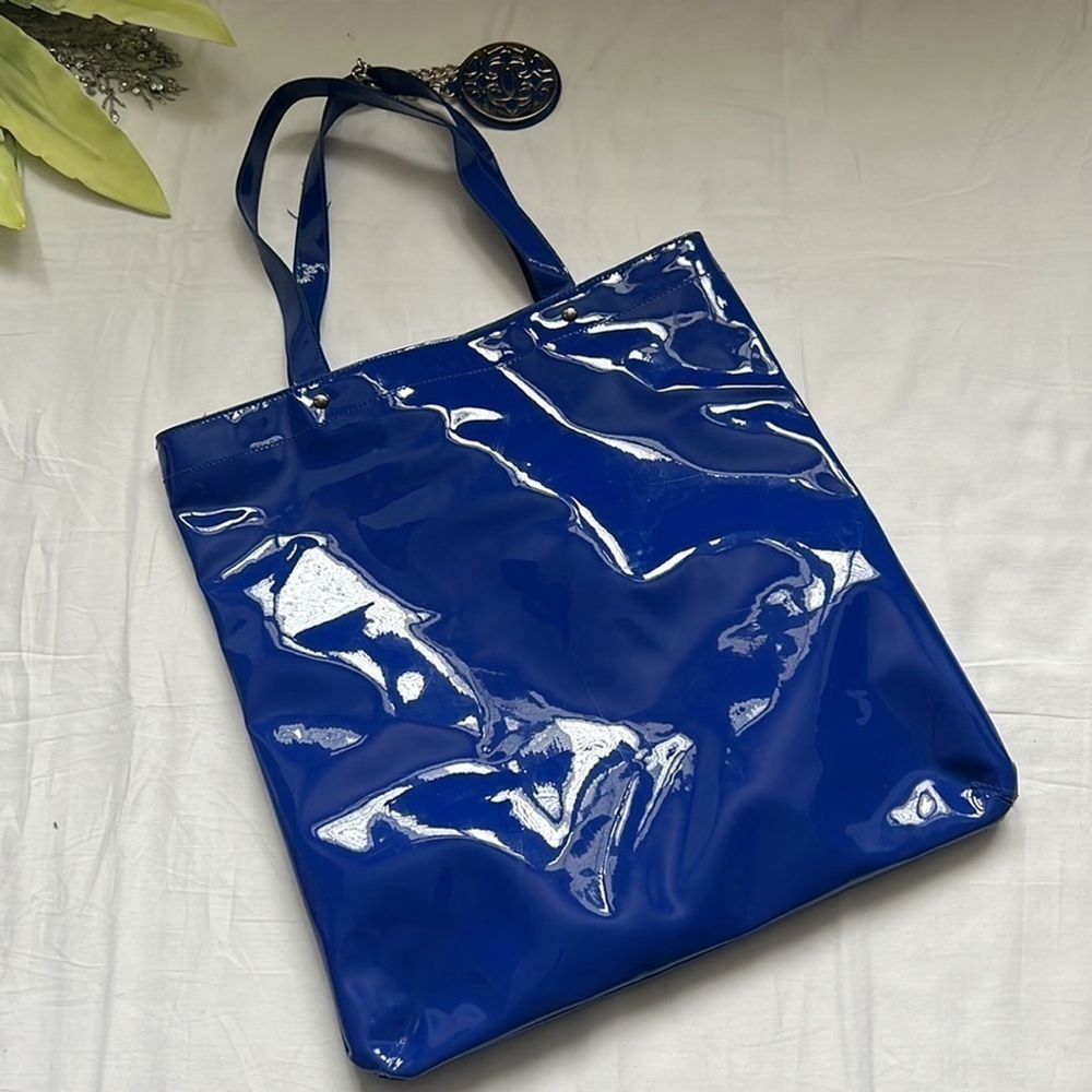 Steve Madden Tote - Picture 6 of 8